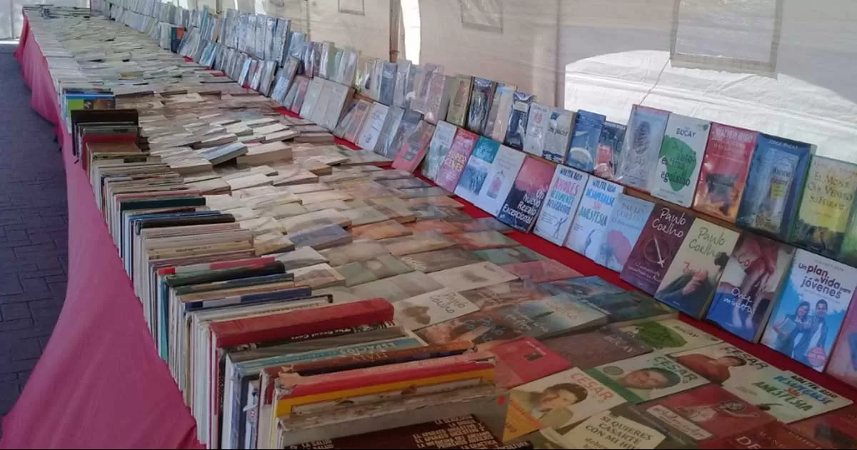 Feria del Libro ofrece entre dos mil y tres mil títulos; algunos con costo de 50 pesos