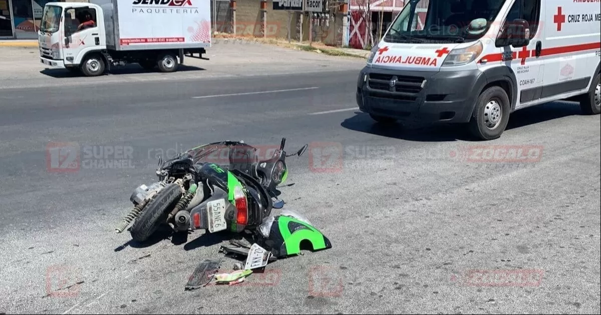 El motociclista Eulogio "N" seÃ±alÃ³ que Ã©l iba libre sobre Mendoza Berrueto cuando un Volskwagen Jetta, conducido por Adriana â€œNâ€, se incorporÃ³ de manera intempestiva al bulevar y chocÃ³ con Ã©l.