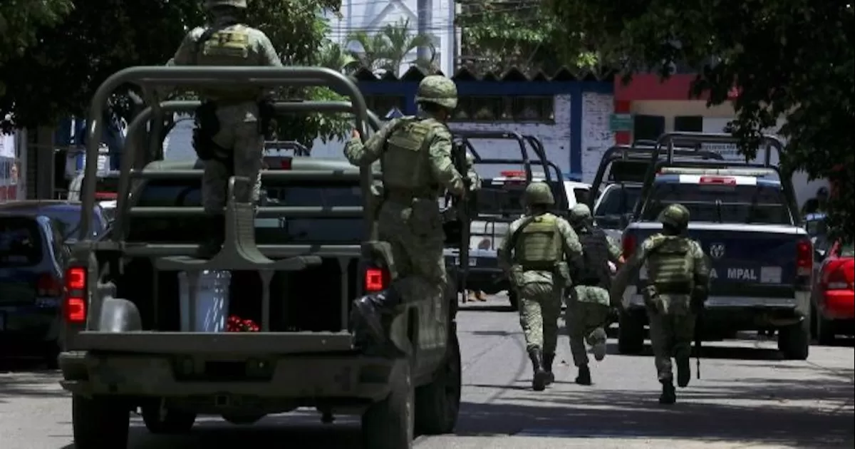 AMLO busca que soldados y marinos perduren, más allá de 2024, en labores de seguridad pública