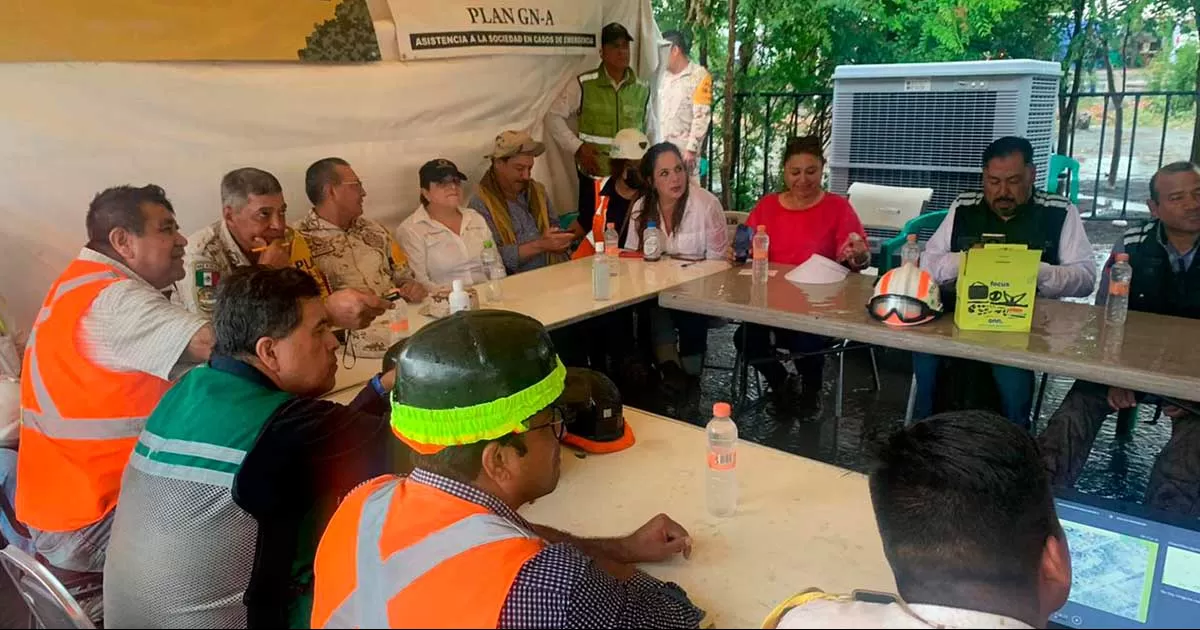 El Equipo Interinstitucional de Rescate continÃºa las 24 horas del dÃ­a realizando labores de bombeo de agua, exploraciÃ³n y limpieza de los pozos con el objetivo de lograr un rescate exitoso.