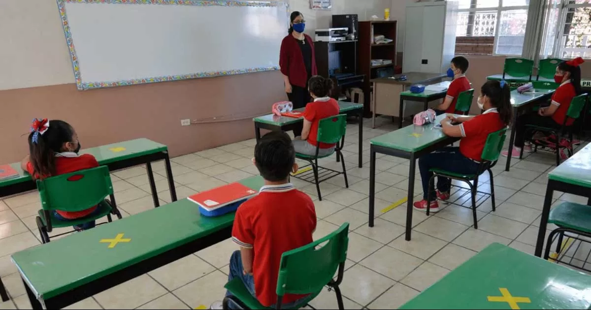 Filtros sanitarios deben mantenerse ante regreso a clases presenciales: Salud