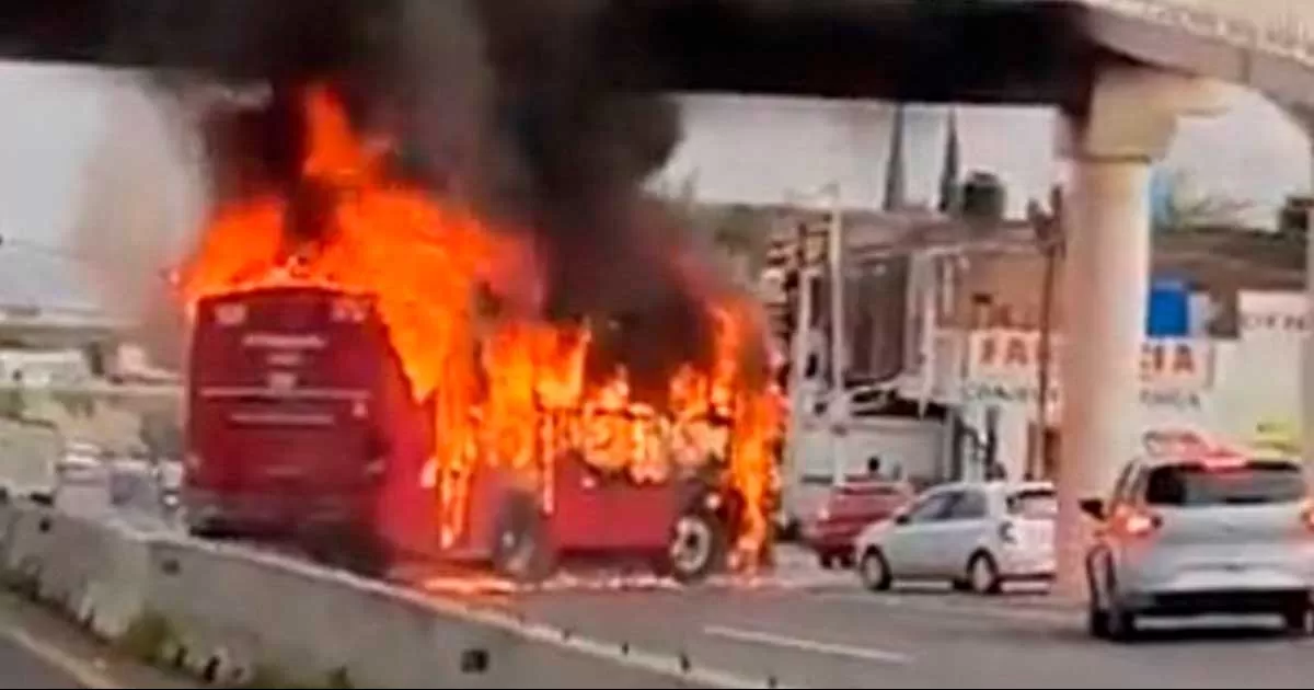 Cuatro días de terror en México con narcobloqueos, ataques y 260 muertos