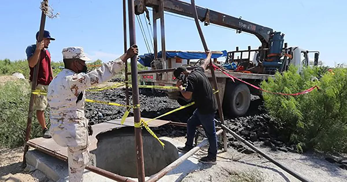 â€˜No nos han dado fecha para cuando bajaraâ€™; esposa de minero atrapado en El Pinabete