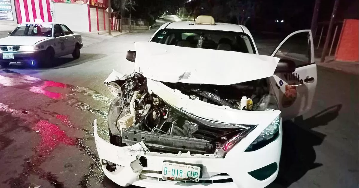 Conductor de una camioneta pick up se da a la huida