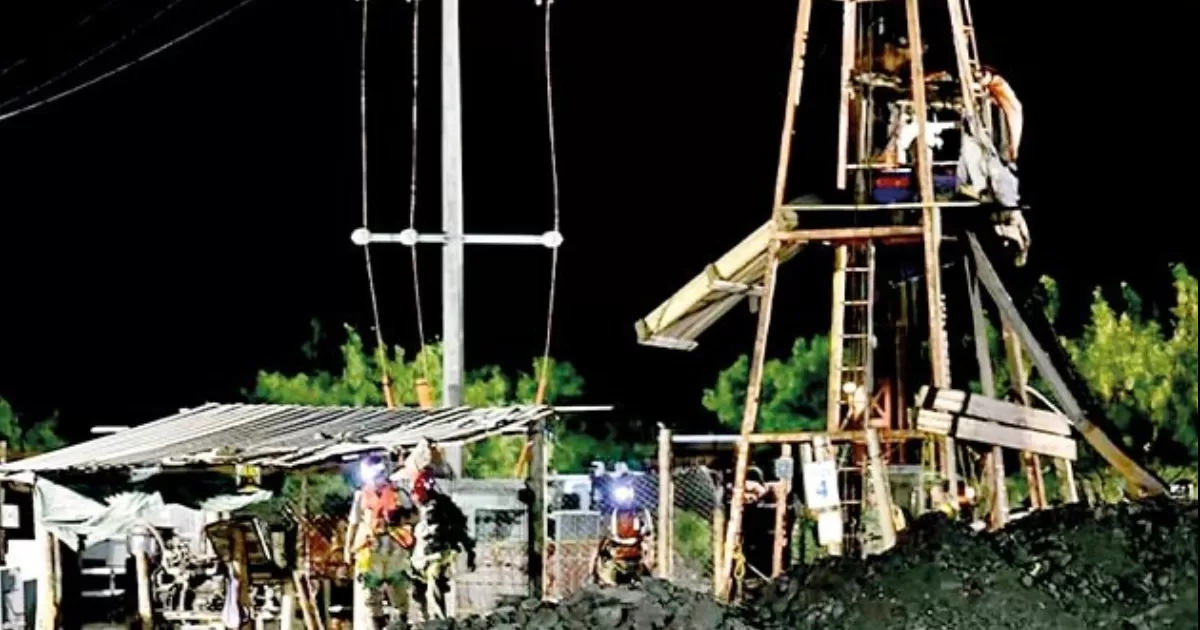 Analiza el Gobierno ayuda internacional en rescate de minero atrapados en Coahuila
