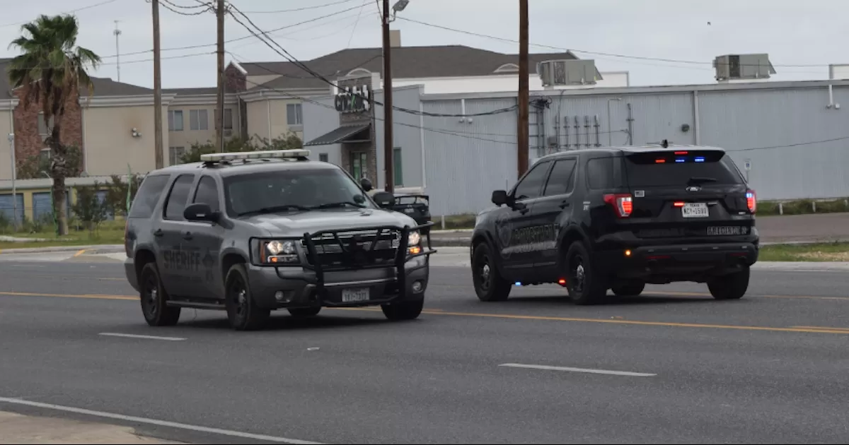 Padre golpea a su hija embarazada en Eagle Pass