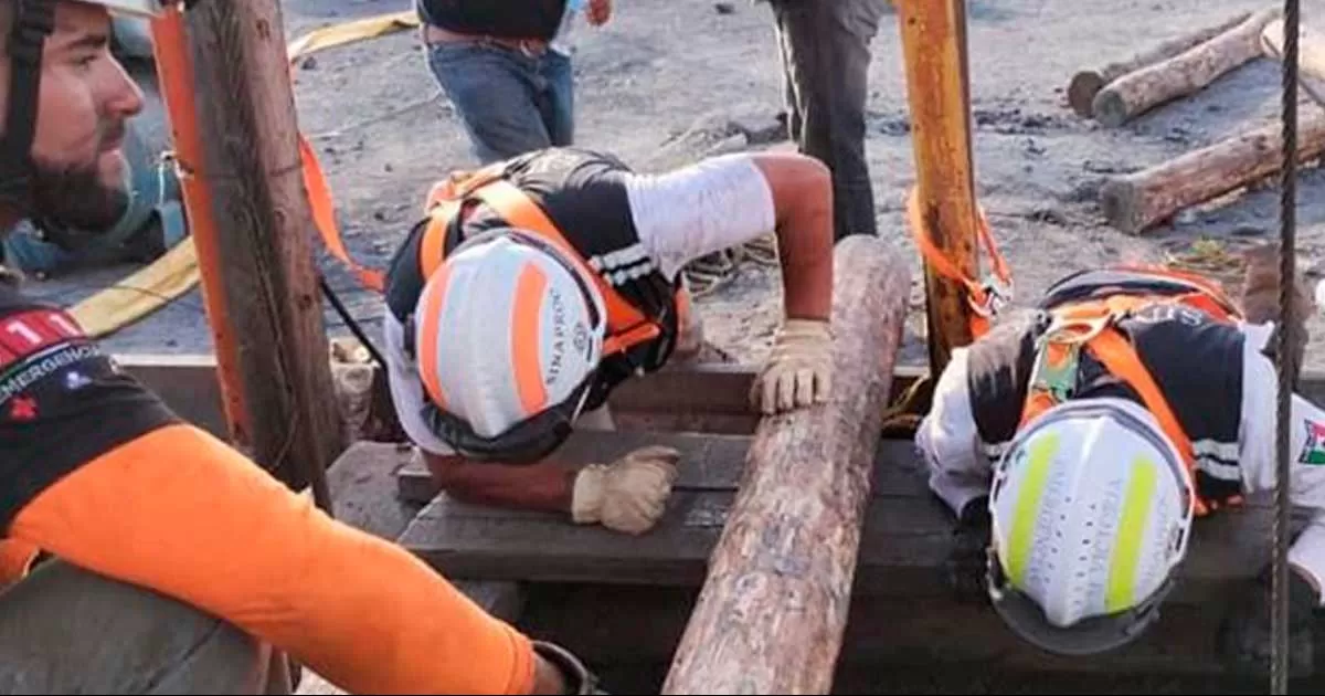VelÃ¡zquez AlzÃºa reiterÃ³ que el agua estÃ¡ disminuyendo de los niveles de los pozos, teniendo 32 m en el pozo 2; 34 m en el pozo 3; y en el pozo 4, 31 m.
