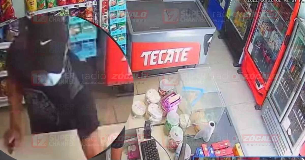 En el video de seguridad de la tienda se observÃ³ al sujeto, que vestÃ­a una camiseta en color negra, una cachucha negra y traÃ­a el cubrebocas, acercarse al mostrador con navaja en mano.