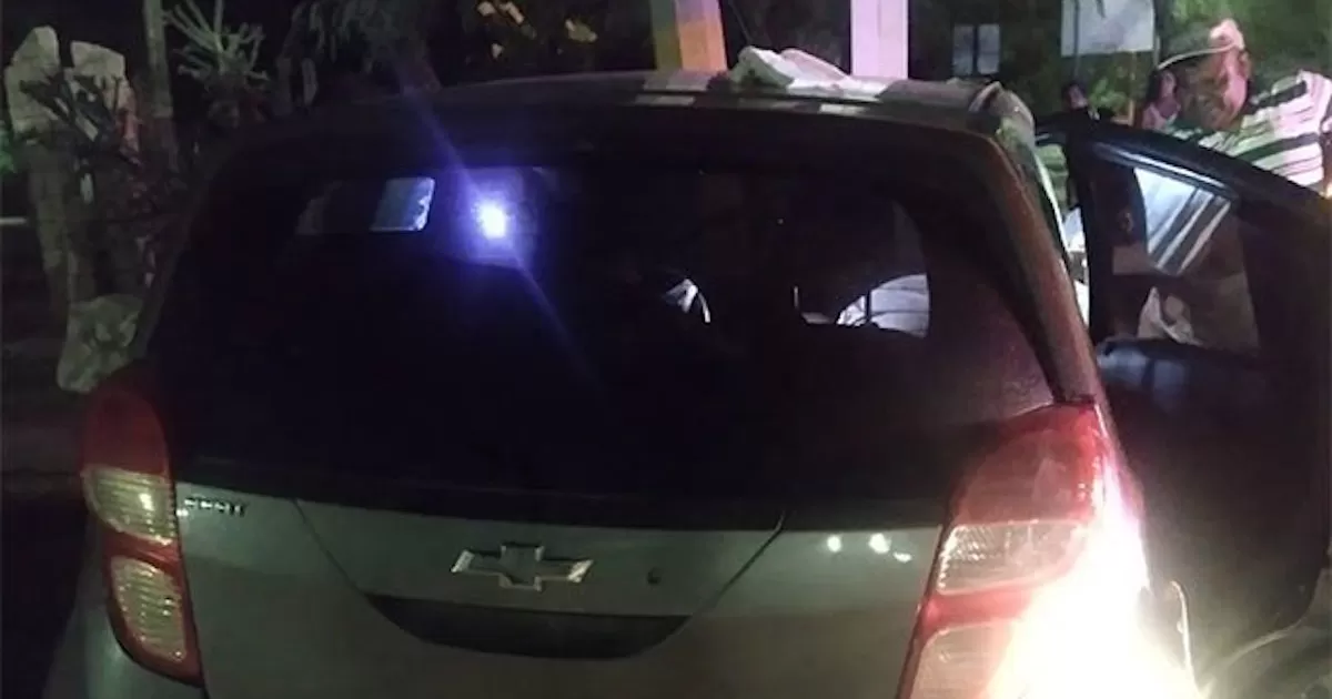 DespuÃ©s de una noche de parranda chocan contra un poste y el que viajaba como acompaÃ±ante muere prensado