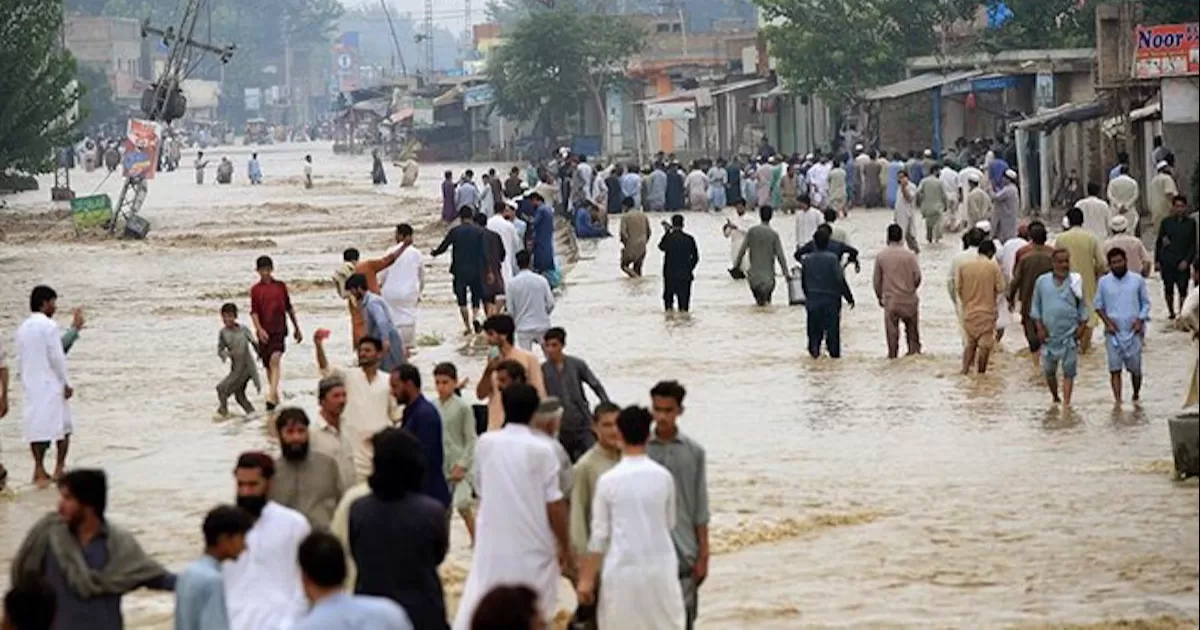 El Gobierno declarÃ³ una emergencia en las Ã¡reas afectadas por las inundaciones y el EjÃ©rcito se encuentra desplegado para ayudar a las vÃ­ctimas