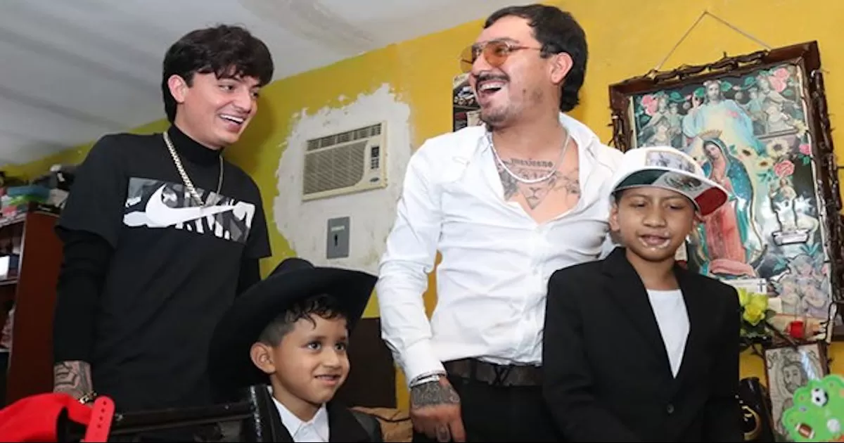 â€˜Lo prometido es deudaâ€™: Visitan Los Dos Carnales al pequeÃ±o Brandon en Saltillo