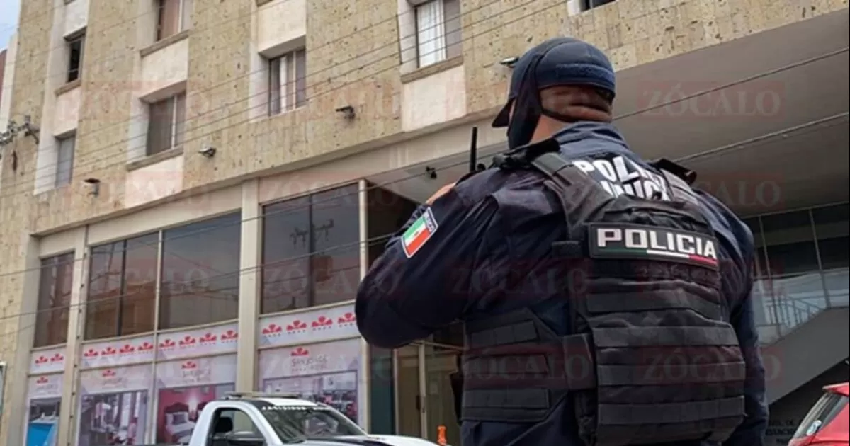 Antes de subir al quinto piso, la mujer avisÃ³ a sus familiares sobre sus intenciones.