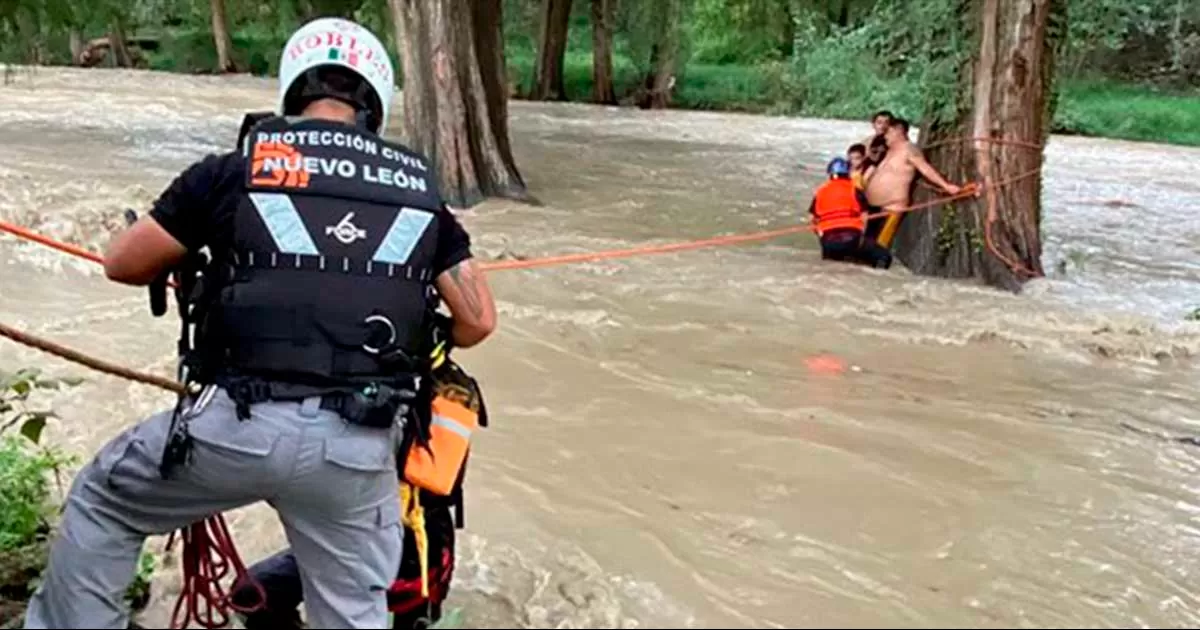 Siete personas quedaron atrapadas por la fuerte corriente del rÃ­o La Silla