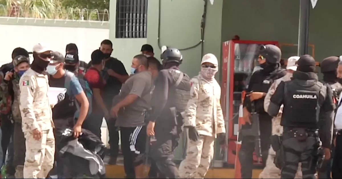 NÃºmeros grupos de migrantes estÃ¡n llegando por la madrugada