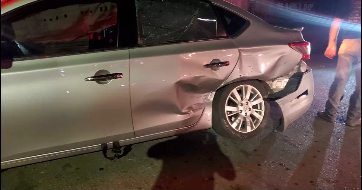 La embiste "auto fantasma" en av. Juan Pablo