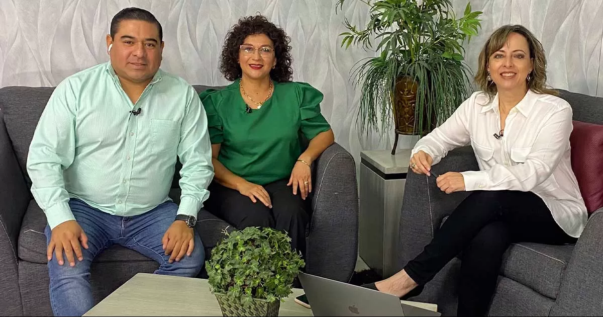 Conducido por Lic. Claudia SÃ¡nchez y Emanuel Infante