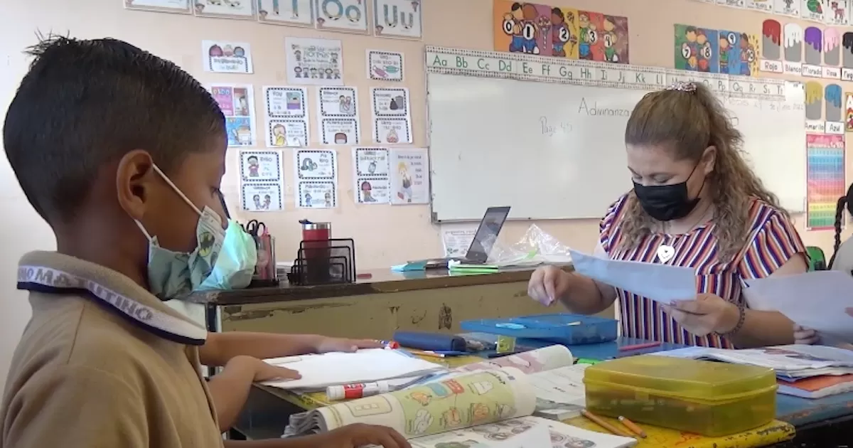 Inicia redistribución de libros de texto