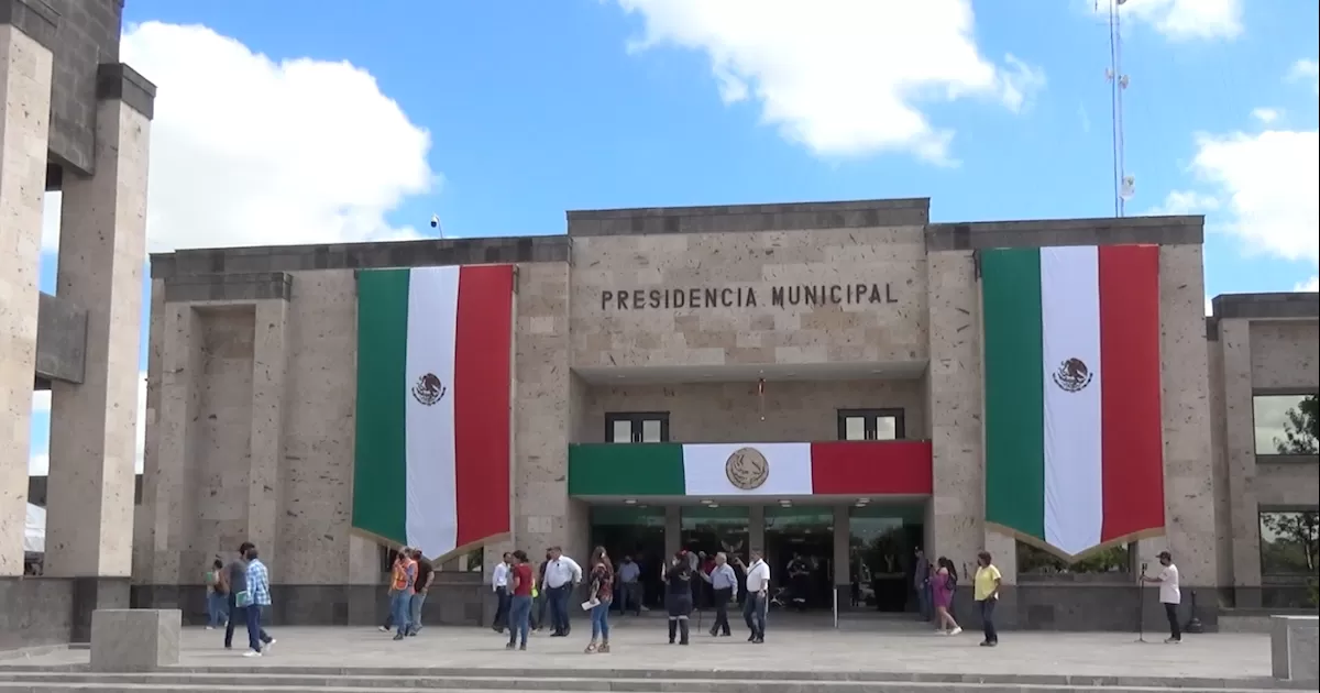 Por simulacro de incendio se evacuó la Presidencia Municipal