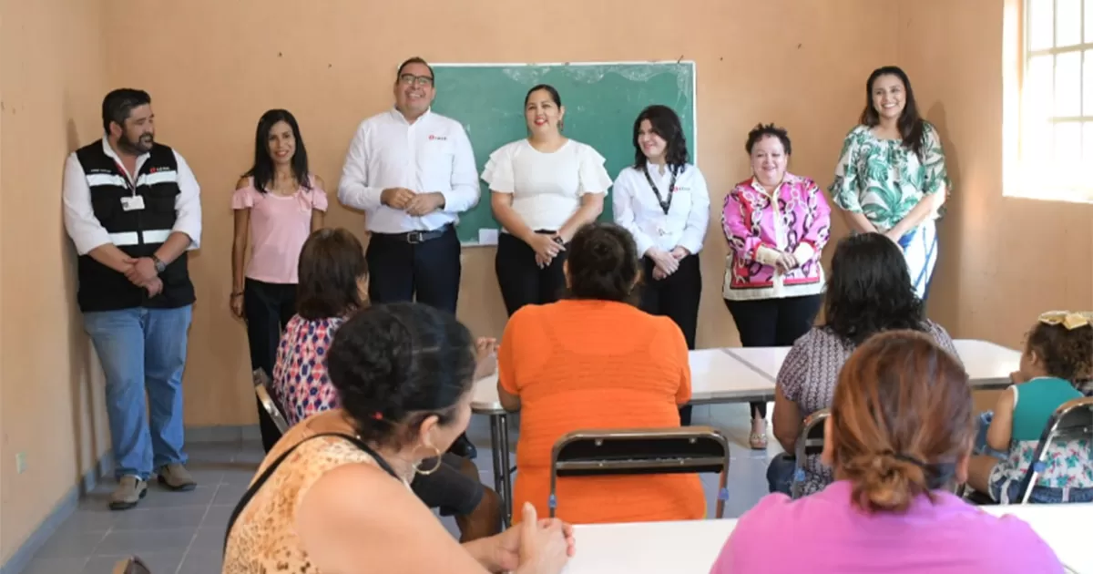 El equipo de cocina y electrodomÃ©sticos fueron donados por la empresa LEAR.