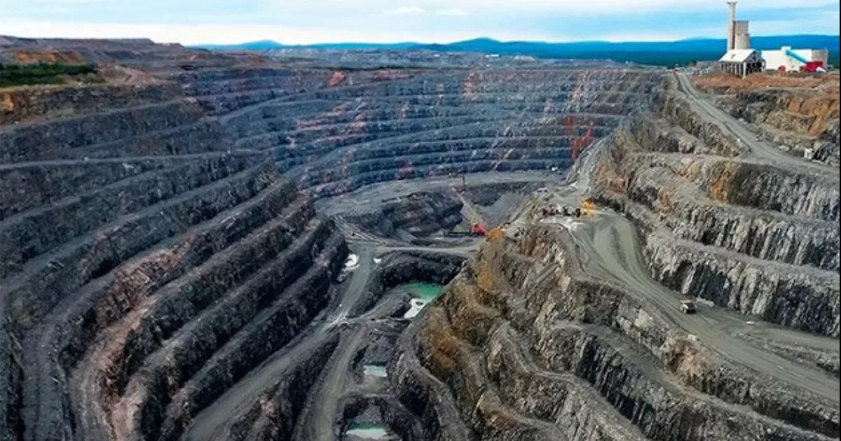 Mantiene Canadá firmes planes de inversión minera