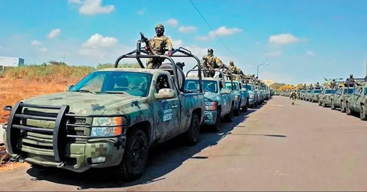 AMLO revela que faltó un voto en Senado para aprobar plan militar; va por consulta