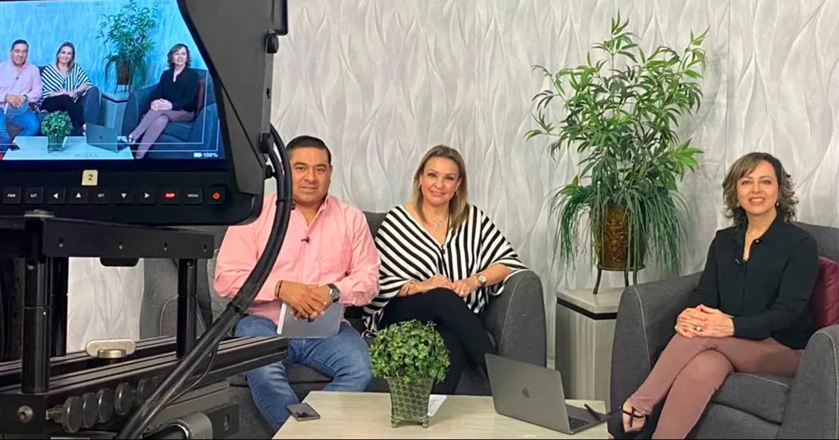 Conducido por Lic. Claudia SÃ¡nchez y Emanuel Infante