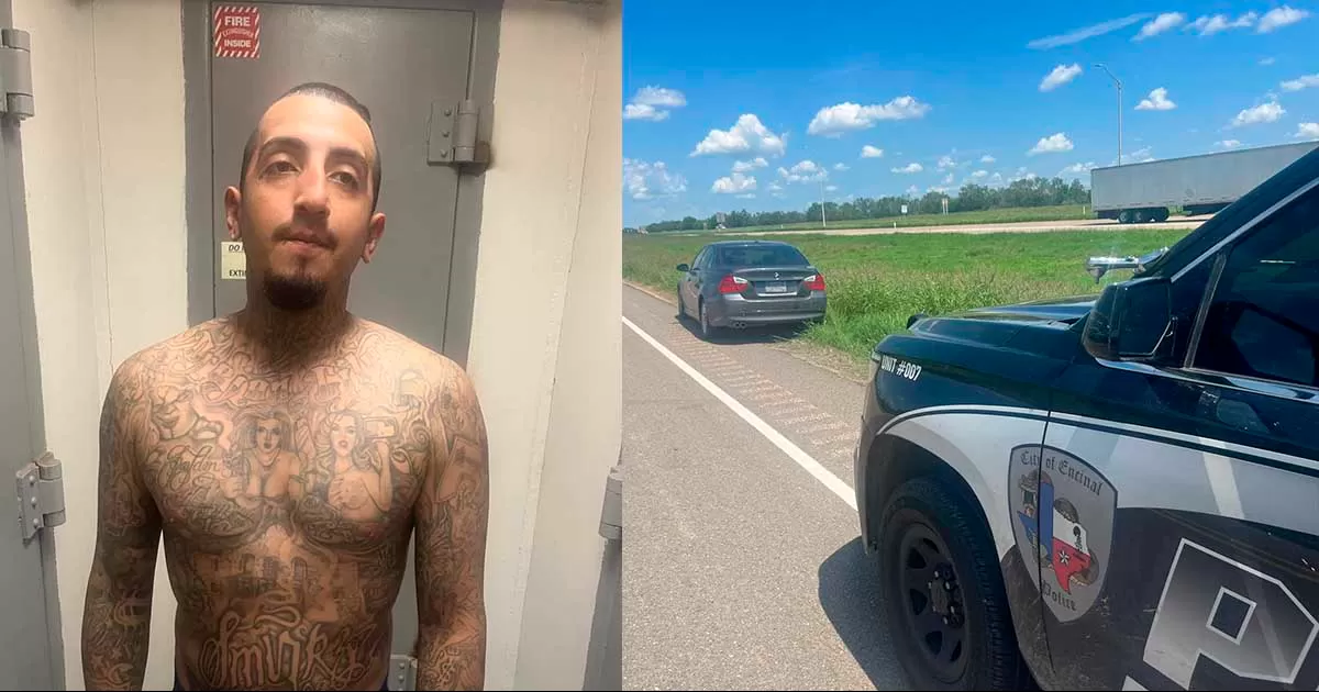 Mientras huÃ­a de los oficiales, se detuvo varias veces en diferentes lugares, para que de su vehÃ­culo descendieron migrantes que se escondieron entre en la maleza.