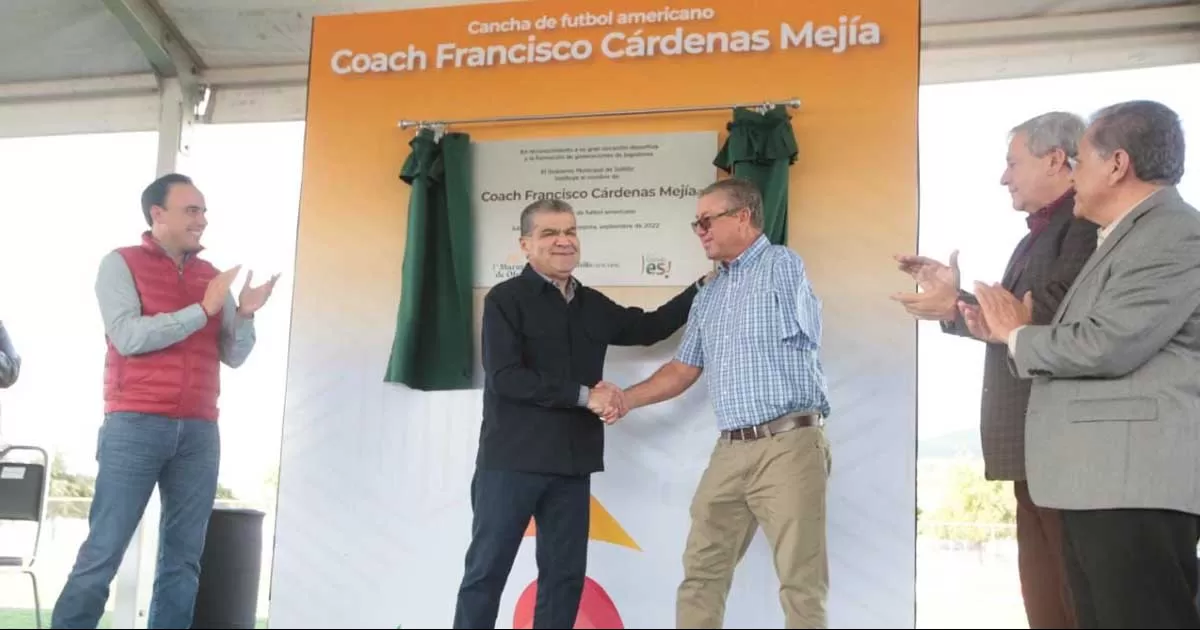 Entregan obra de rehabilitaciÃ³n de cancha deportiva del Biblioparque Sur de Saltillo.