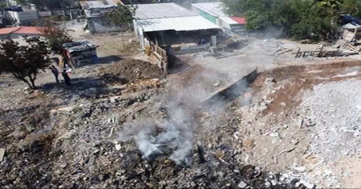 Clausuran tiraderos ilegales en Río Pesquería.