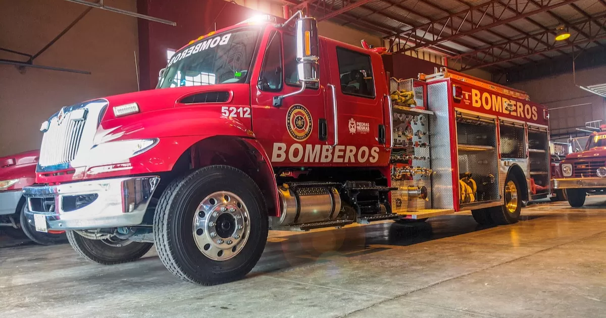 Bomberos actÃºan a tiempo y evitan que daÃ±os sean mayores