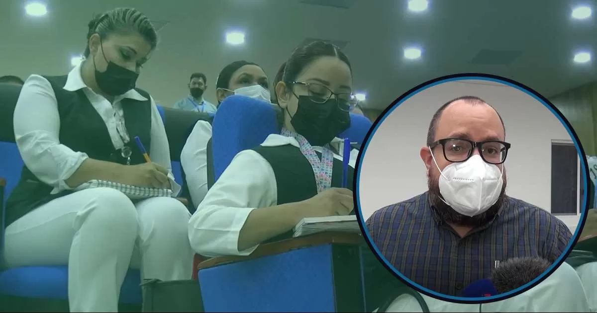 El doctor Moscoso GonzÃ¡lez dijo que de esta manera se podrÃ¡ identificar en quÃ© lugar del paÃ­s una persona se aplicÃ³ cierta vacuna, en caso de que haya cambiado de residencia.