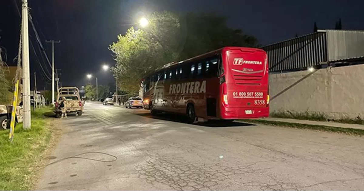 Decomisan droga en carretera 57 en autobús de Transportes Frontera