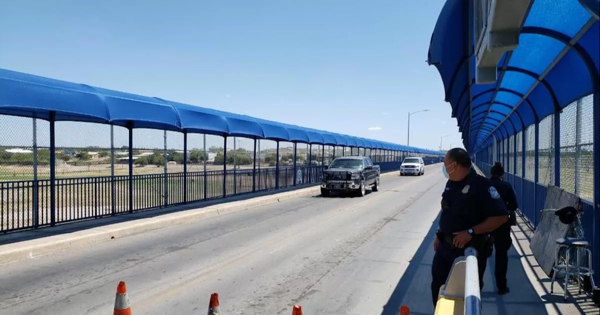 Cruce de mexicanos para donar plasma no ha representado incremento de peatones en Puente Uno