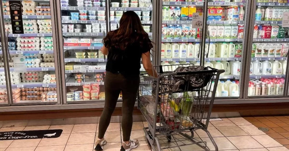 Inflación en EU sube más de lo esperado, llega a 8.2% en septiembre