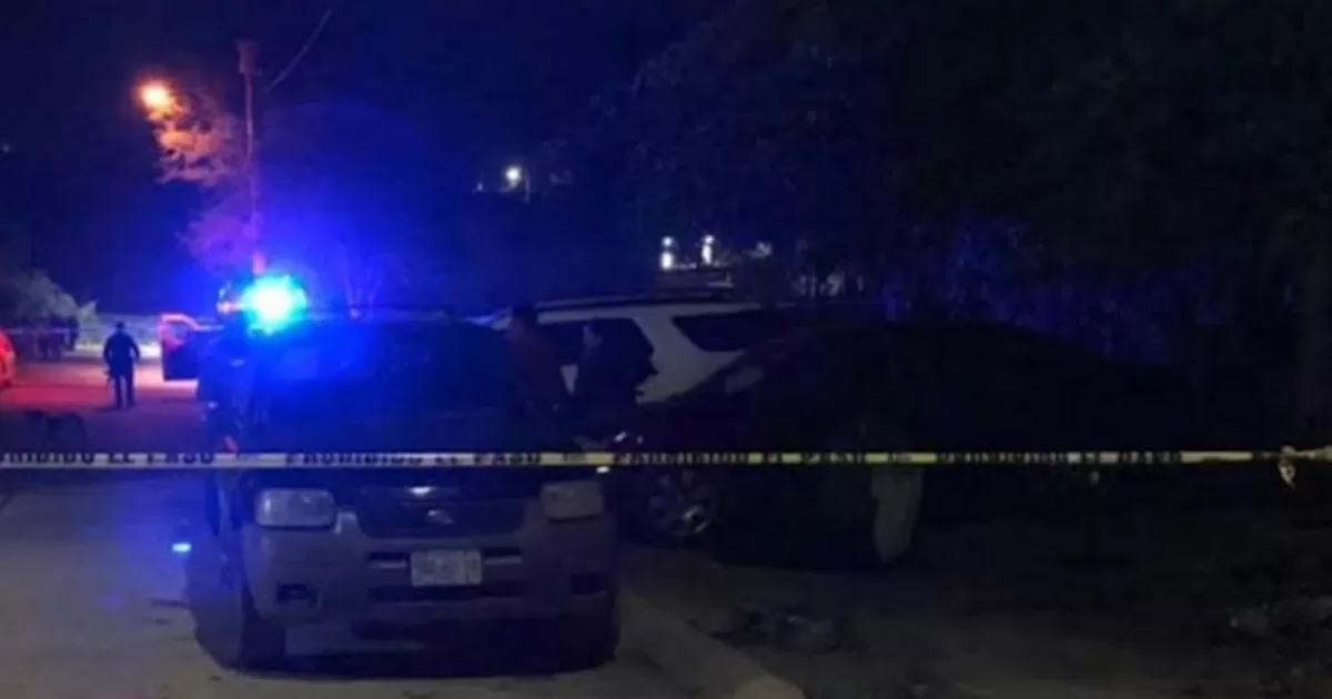 Ejecutan a 5 hombres dentro de bodega de carnes en NL