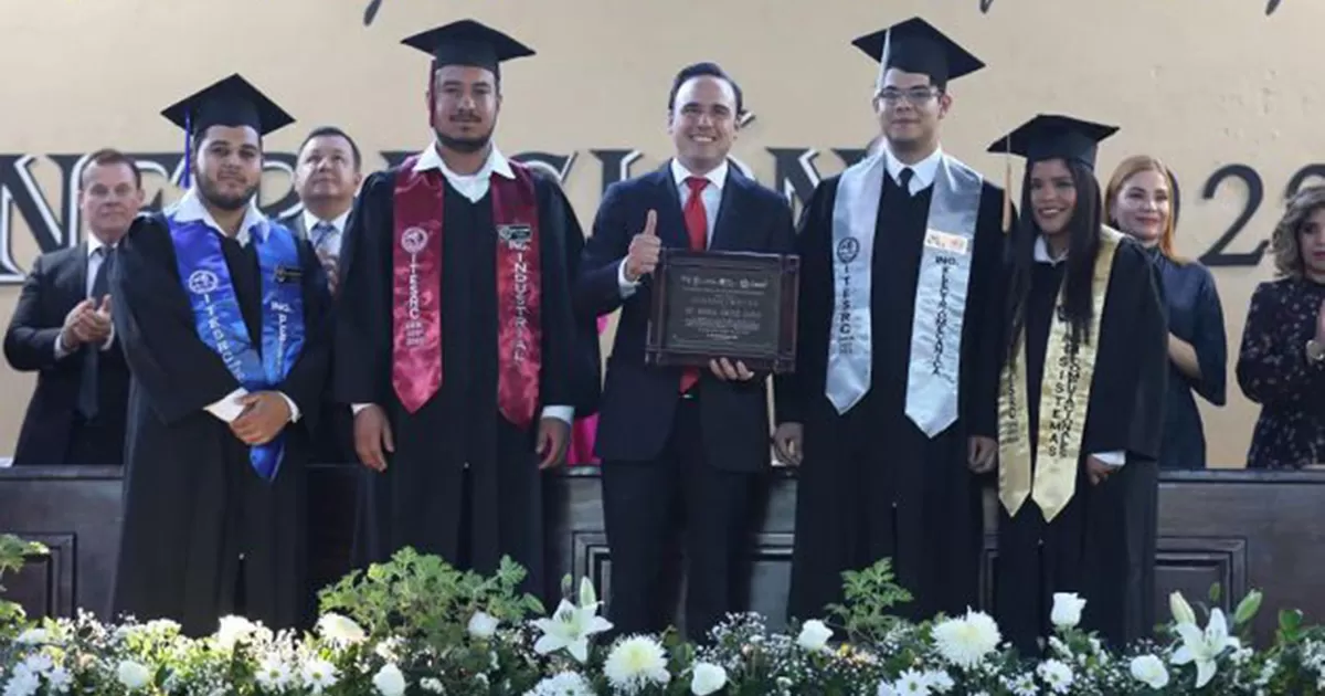 Impulsa Manolo liderazgo entre los jóvenes de la Región Carbonífera