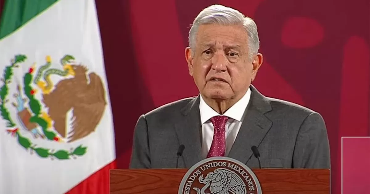 Sobre amparo contra nuevo plan de estudios, nosotros vamos a insistir: López Obrador
