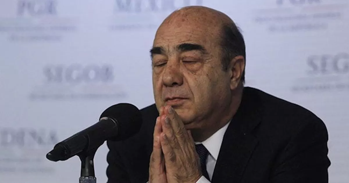 Jesús Murillo Karam está en terapia intensiva tras ser operado; piden que no regrese a la cárcel