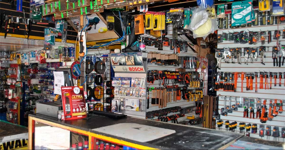 Ferreteros ajustan sus costos de operaciÃ³n y con ello tratar se seguir siendo competitivo en un mercado cada vez mÃ¡s golpeado por los incrementos.