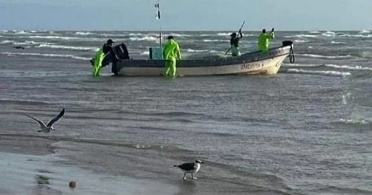 La Ãºltima comunicaciÃ³n que tuvieron fue vÃ­a radio frecuencia en el cual el capitÃ¡n alertaba su barca se estaba haciendo agua