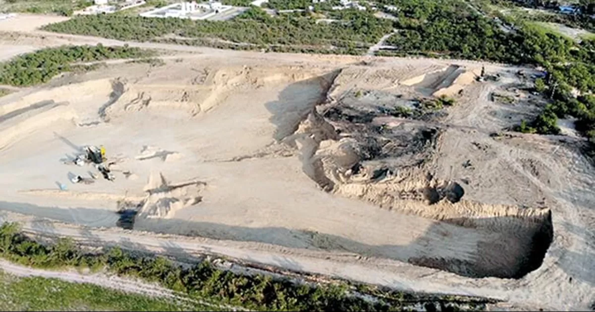 Frenan en El Pinabete rescate de los mineros por falta de pago