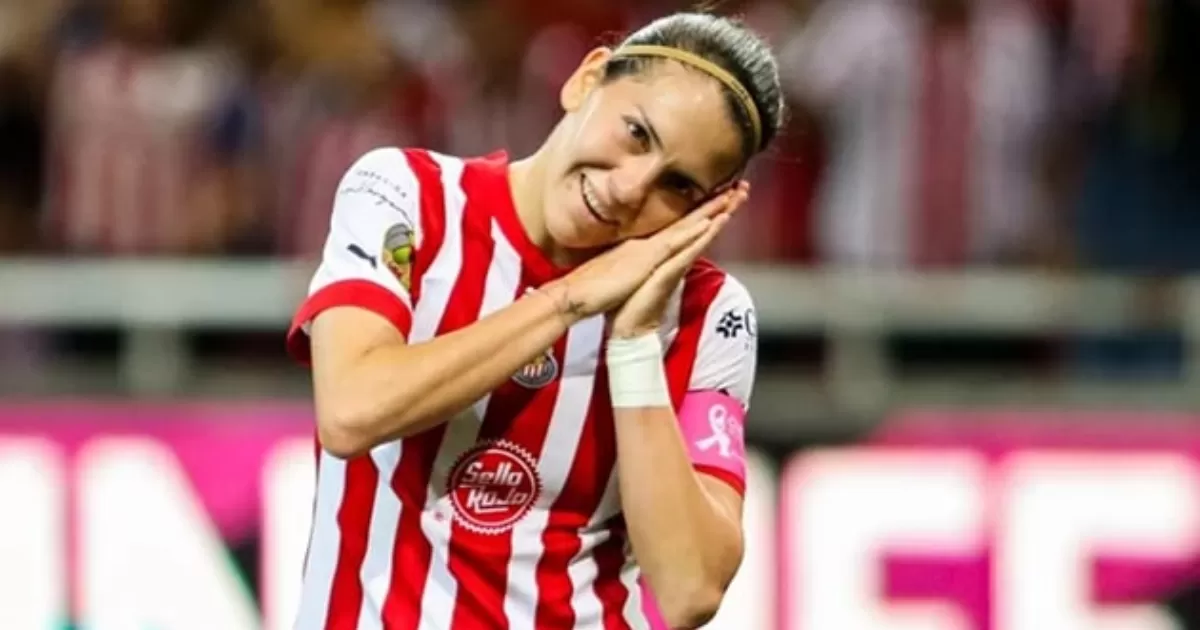 Chivas Femenil golea a Cruz Azul y termina como líder general por primera vez