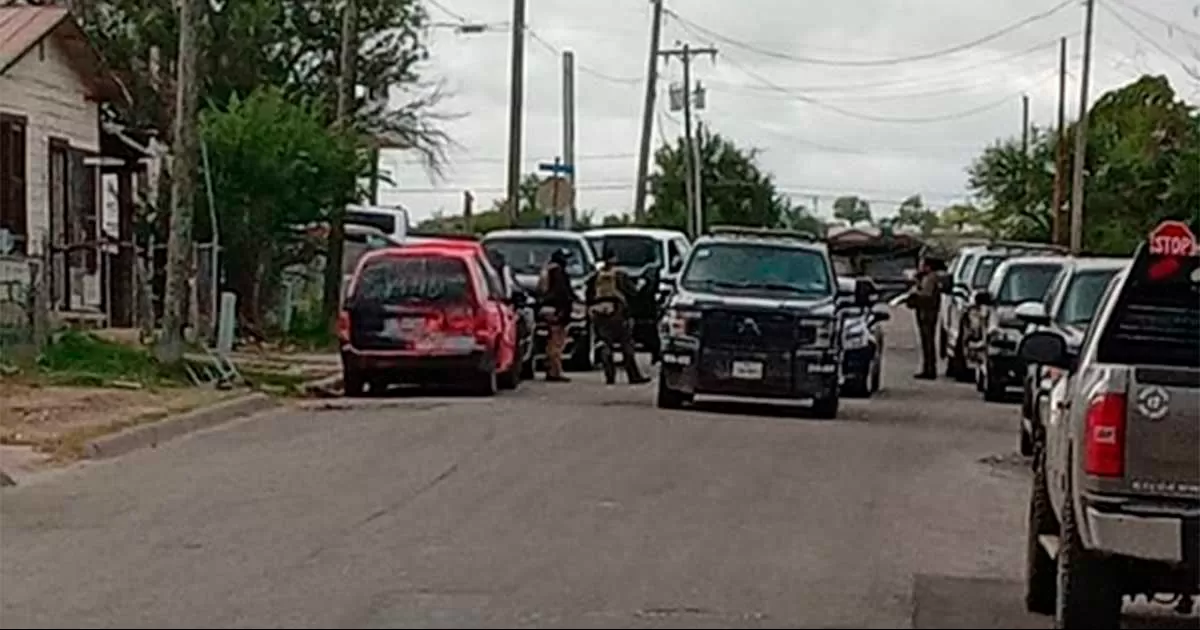 Identifican a detenidos de cateo en Eagle Pass; esperan cargos