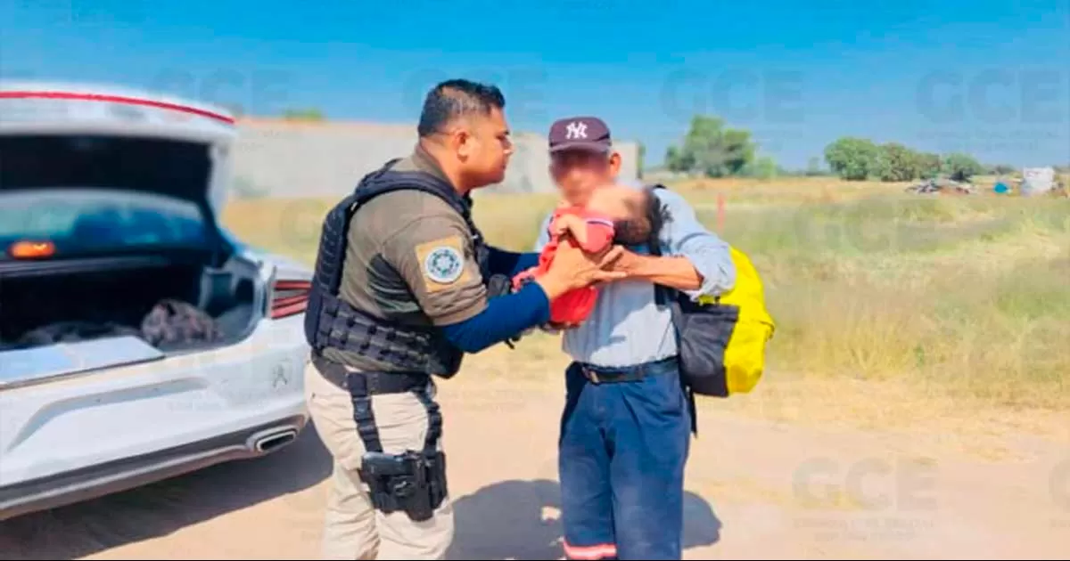 Le dijeron al vecino que sÃ­ podÃ­a cuidar a su bebÃ© 'por unos minutos', pero los padres nunca regresaron, por lo que el hombre avisÃ³ a las autoridades.