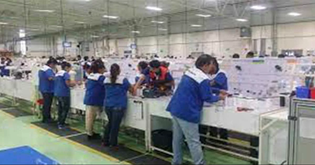 Inician maquiladoras cálculos del pago de aguinaldo a sus trabajadores