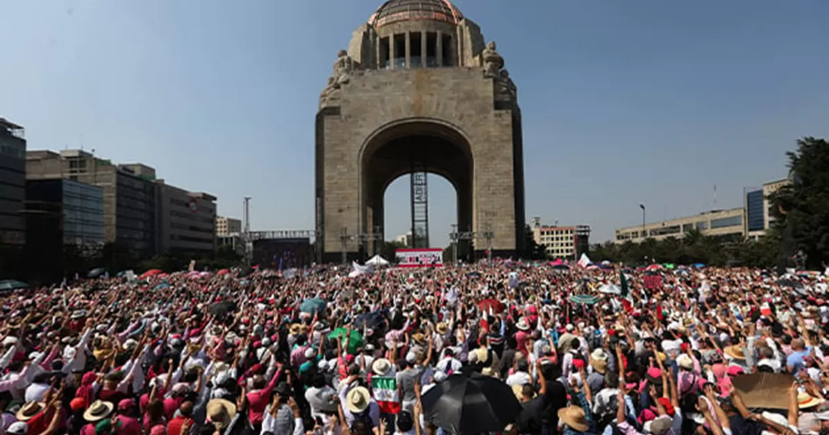 ¡INE NO SE TOCA!; Miles rechazan el autoritarismo