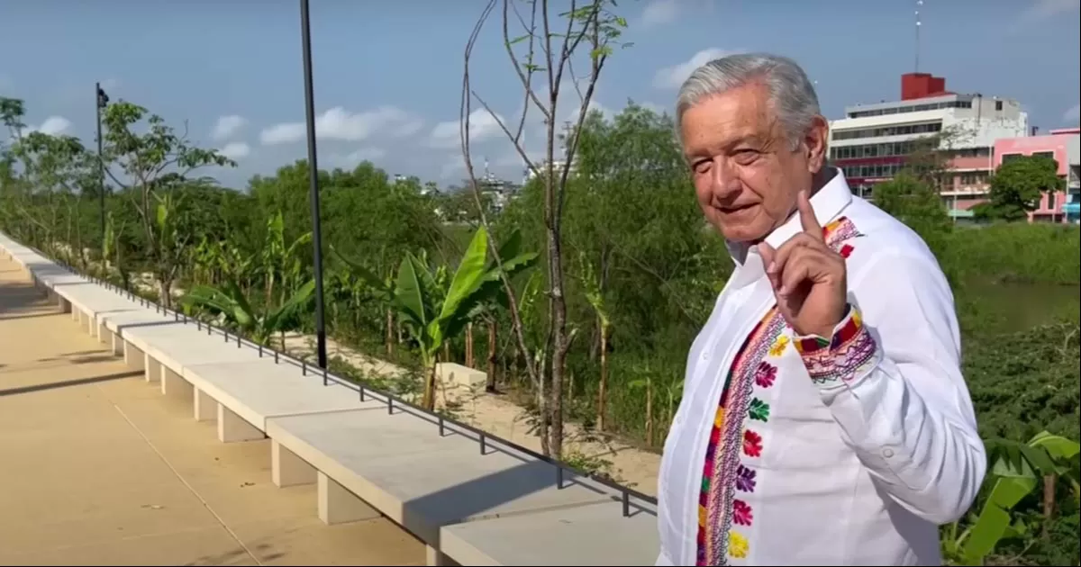 Según Mexicanos Contra la Corrupción, Alejandro Castro Jiménez es amigo de Andrés López Beltrán y habría sido nombrado a cargo de la obra antes de que esta se licitara.