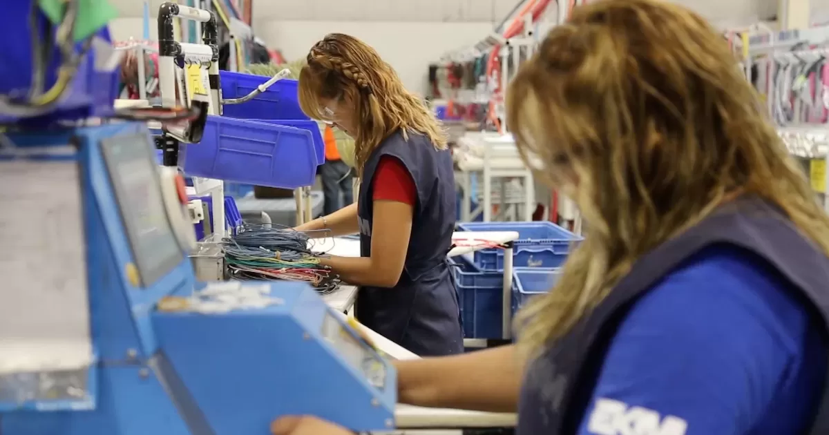 Empleados ya cuenta con un mejor salario y más vacaciones