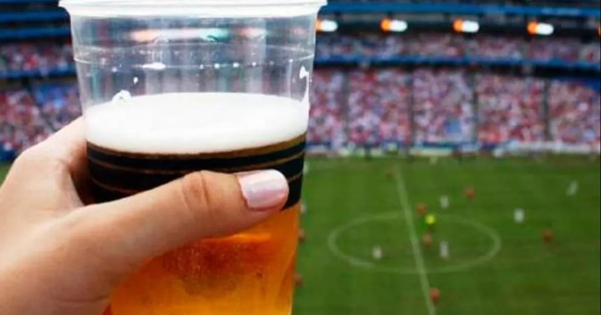 Qatar prohíbe venta de cervezas en estadios durante el Mundial 2022