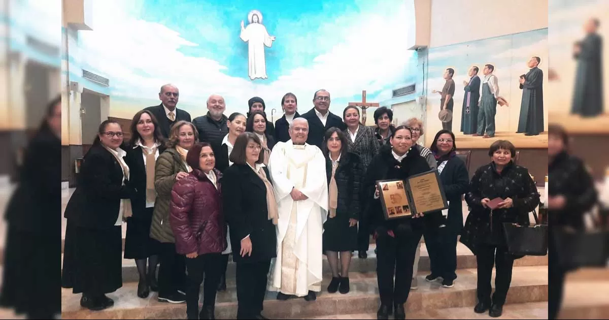 El obispo de la Diócesis, monseñor Alonso Garza Treviño, le realizó un homenaje en el que reconoció su entusiasmo y empatía por ayudar a los demás.